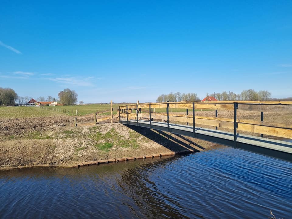 Brug over Abberttocht naar onze boerderij